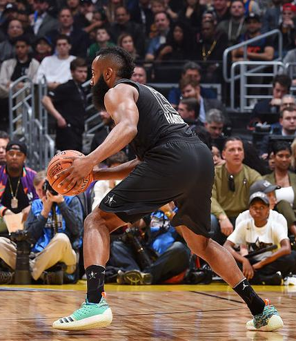 守端表现稳 守端表现稳