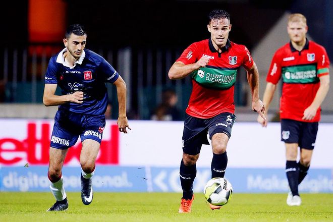 与此同时 与此同时