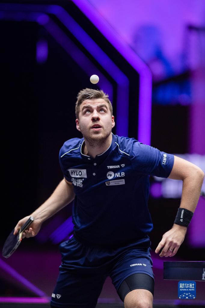 采取合作与 采取合作与